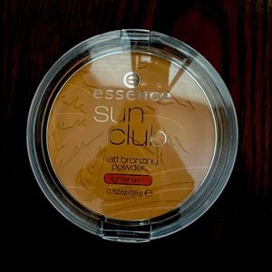 Matt Bronzing Powder for lighter skin